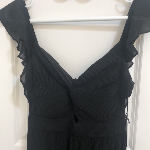 Brand new (with tags) flown pleated jumpsuit - Picture 2 of 3